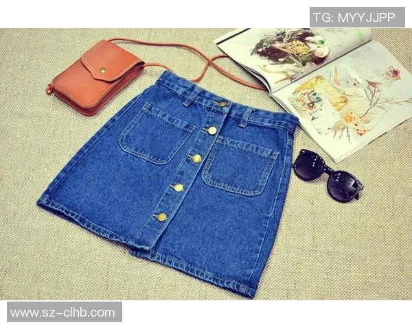 带良字的足球明星们的辉煌成就与传奇故事探秘 带良字的足球明星们的辉煌成就与传奇故事探秘